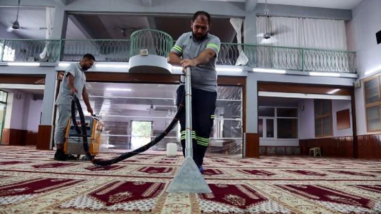 Akdenizde ibadethanelere kesintisiz hizmet