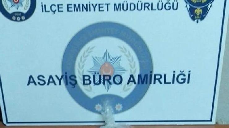Polisin uygulama noktasında 198 gram eroinle yakalandı
