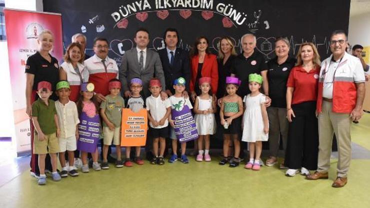 İzmir’de miniklere canlandırmalı ilk yardım eğitimi