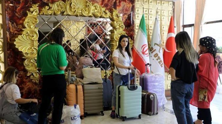 Vana 8 ayda 480 bin İranlı turist geldi