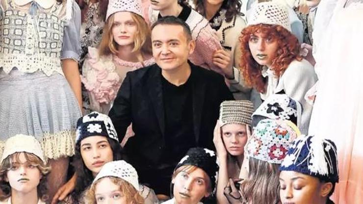 Londra’da Bora Aksu rüzgârı