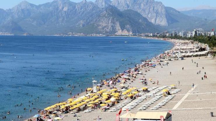 Antalyada eylül ayında deniz keyfi