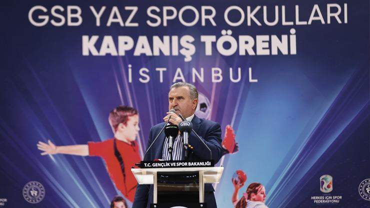 Bakan Bak: Bu yaz tesislerimizde 4 milyon gencimizle bir araya geldik