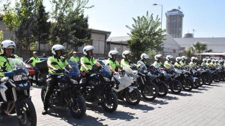 İzmirde motosikletli Şahin ve Yunus polislerinden denetim