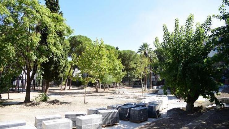 Soma 13 Eylül Parkında yenileme çalışmaları sürüyor