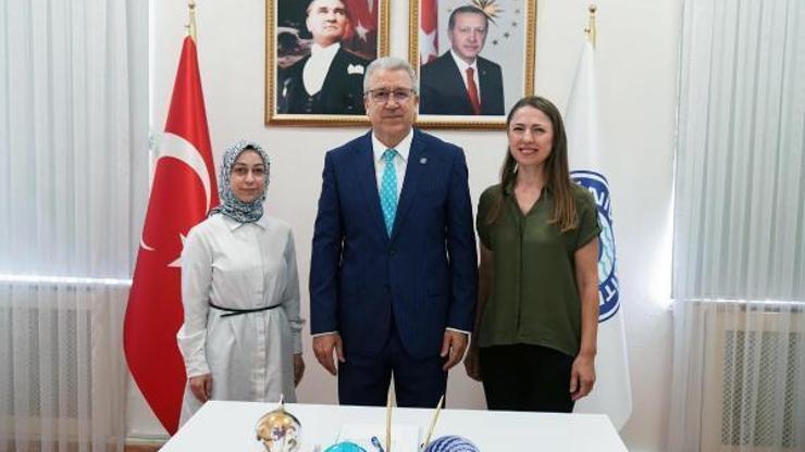 Egeli bilim insanı Doç. Dr. Esma Özşakerin projesine TÜBİTAKtan destek