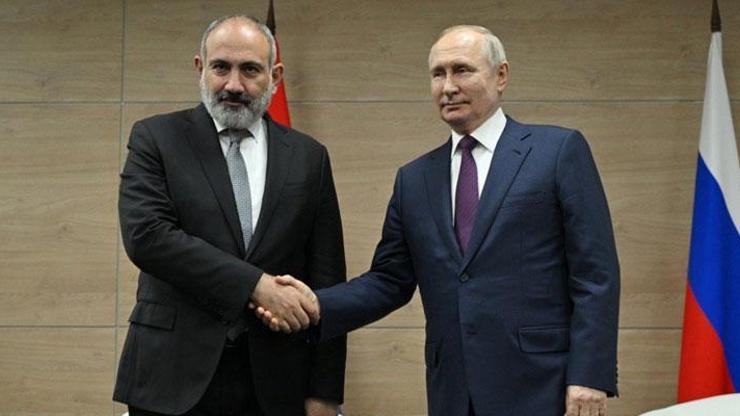Putin Paşinyanla, Karabağ’daki durumu görüştü