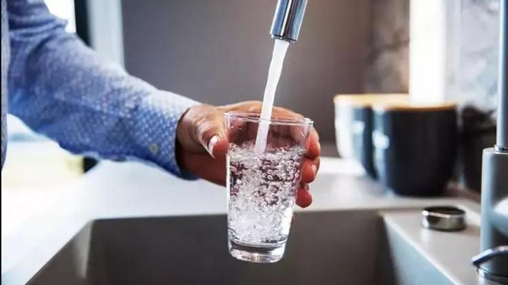 Sürekli susuz hissedenler dikkat Tehlikeli hastalığın ilk sinyali olabilir