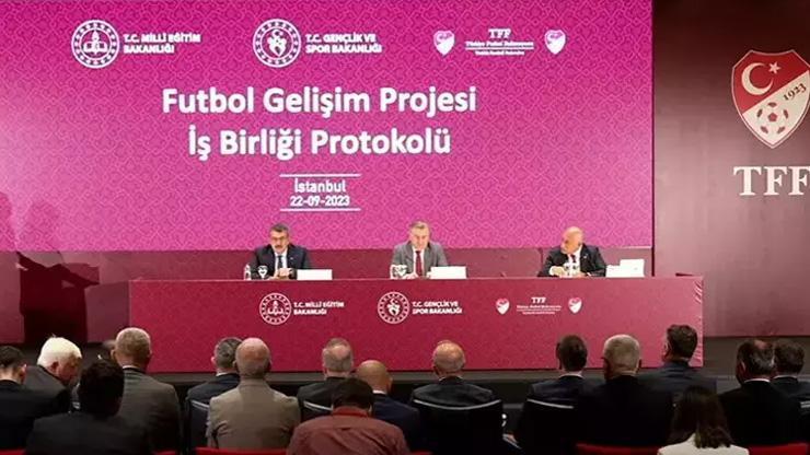 Futbol Gelişim Projesi İş Birliği Protokolü imzalandı