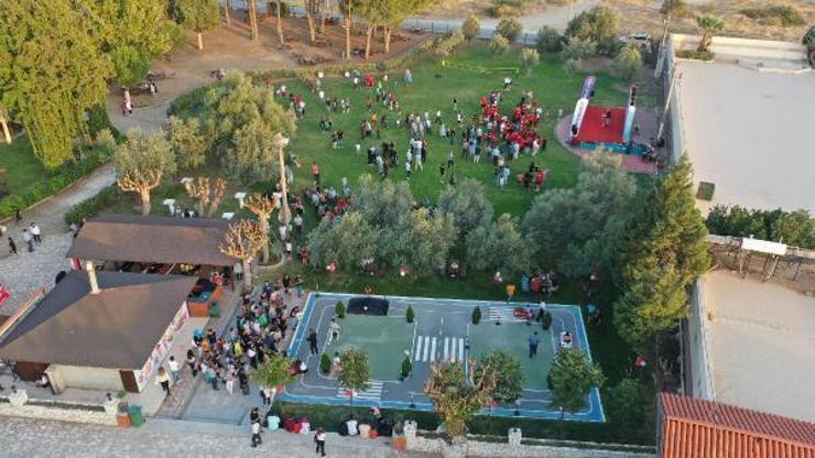 Bergamada cafe ve çocuk trafik parkı açıldı