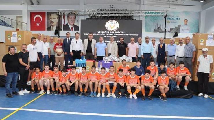 Yüreğir Belediyesi’nden amatörlere malzeme desteği