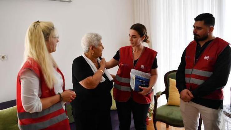 Yaşlılara evlerinde ziyaret