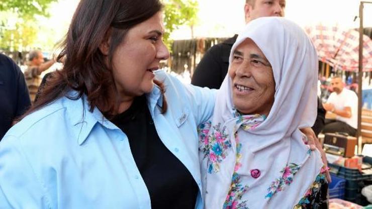 Başkan Çerçioğlu İncirliova Pazarını ziyaret etti