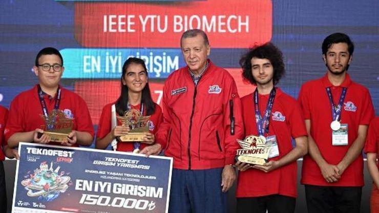TEKNOFEST İzmirden Bergamaya birincilik ödülü