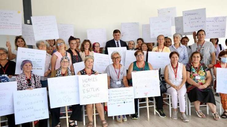 Kadınların kent yönetiminde aktif olmalarını önemsiyoruz
