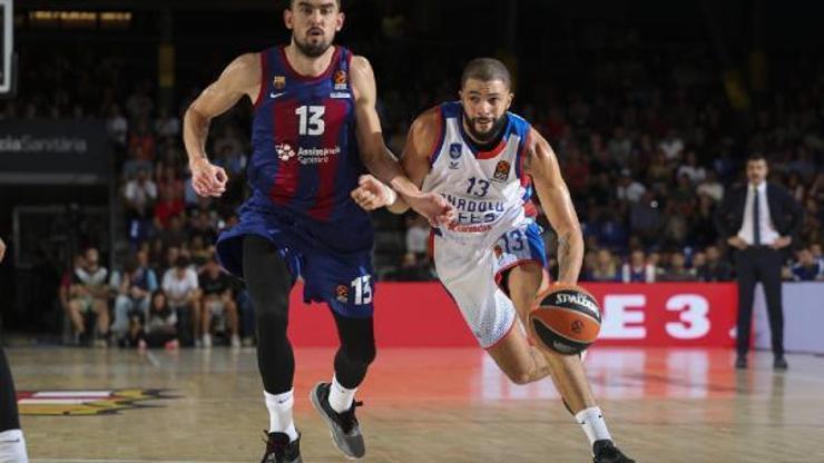 Anadolu Efes, EuroLeaguee yenilgiyle başladı