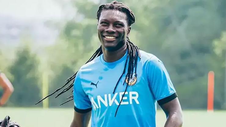 Gomis Japonyada golle tanışamadı