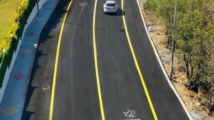 Kuşadasında yol çalışmaları sürüyor