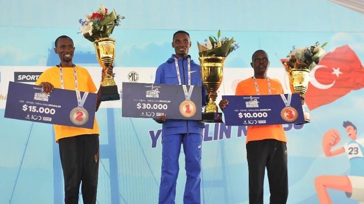 İstanbul Maratonuna Kenyalı atletler damga vurdu