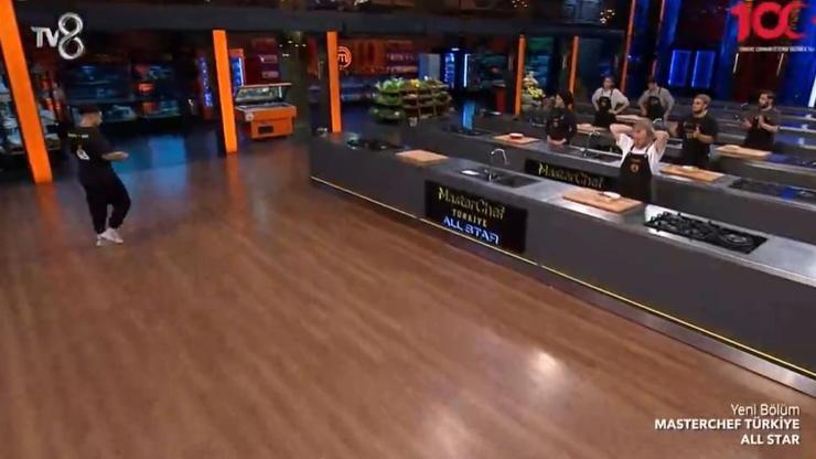 MasterChef eleme adayı kim oldu MasterChefte dokunulmazlığı kim aldı 8 Kasım 2023 MasterChef potaya kim gitti