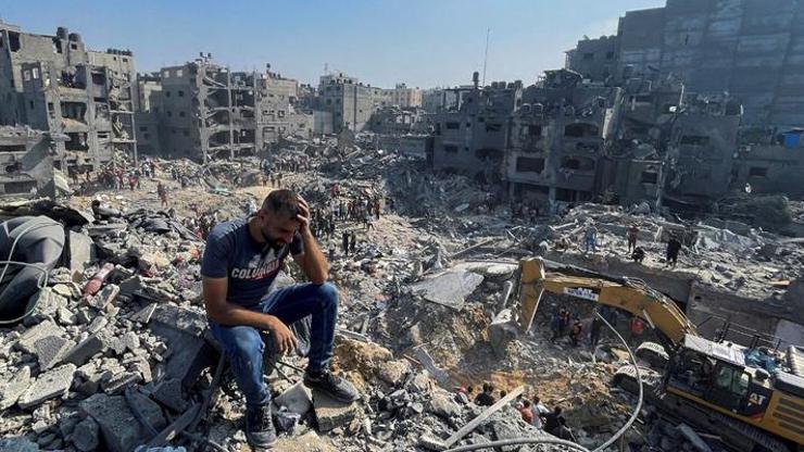 İsrail bir kez daha Cibaliye Mülteci Kampını vurdu: 31 ölü