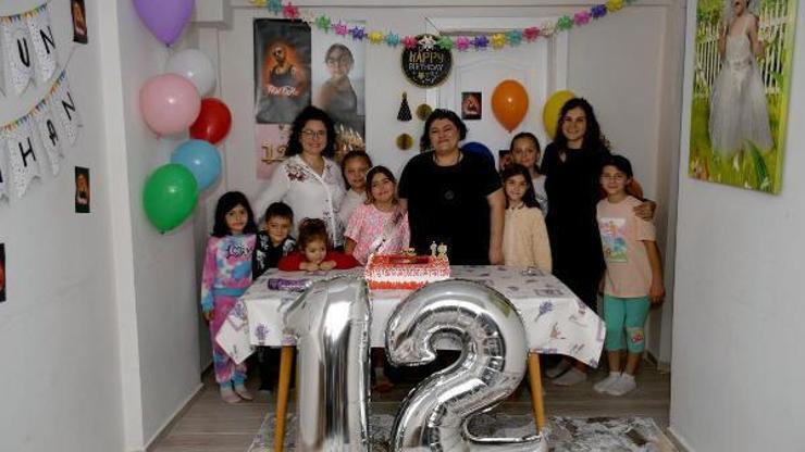 Lösemi hastası Gülcihana sürpriz doğum günü kutlaması