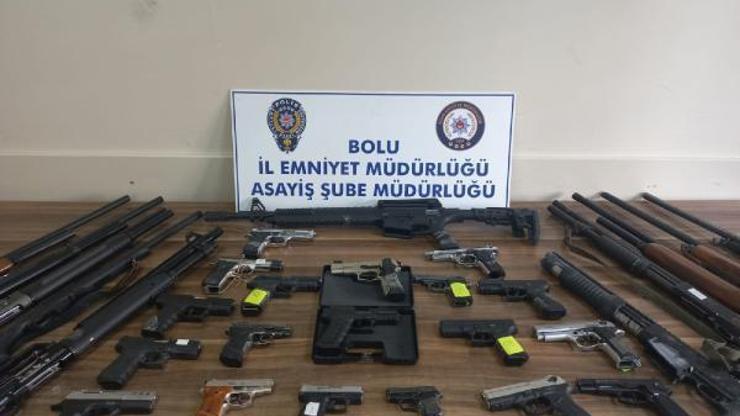 Polis uygulamasında onlarca silah ele geçirildi