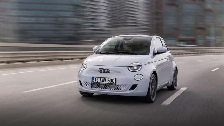 Fiat 500e 9 saniyede 100 km’ye çıkıyor
