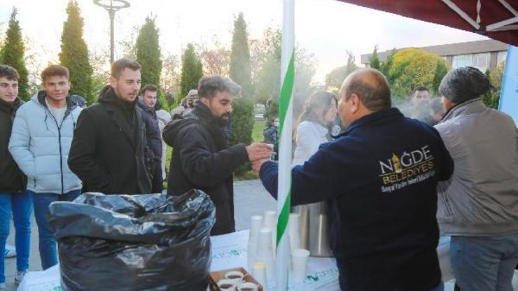 Niğde Belediyesinden üniversitelilere çorba