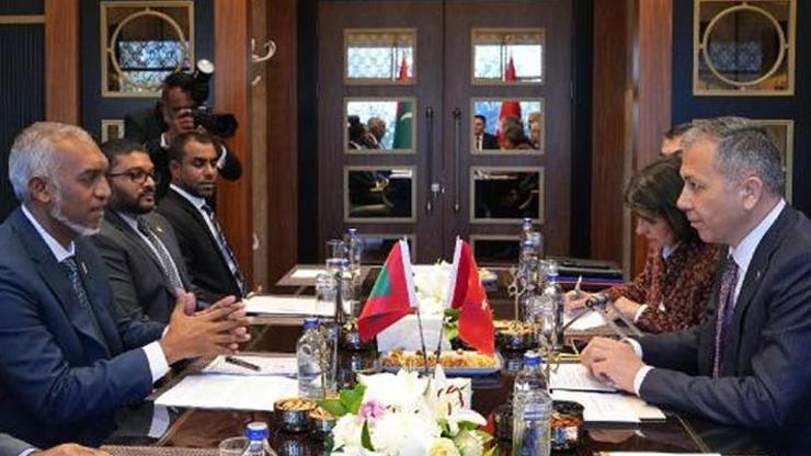 Bakan Yerlikaya, Maldivler Cumhurbaşkanı Muizzu ile görüştü