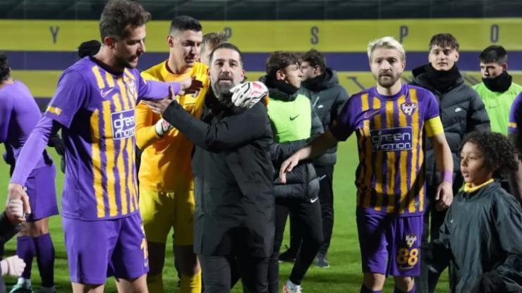 Eyüpsporda takımdan Arda Turana moral