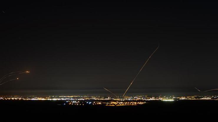 İsrail’in Beerşeba kentine roket saldırısı