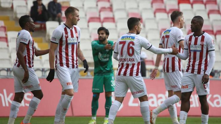 Sivasspor Türkiye Kupasında 2 golle turladı
