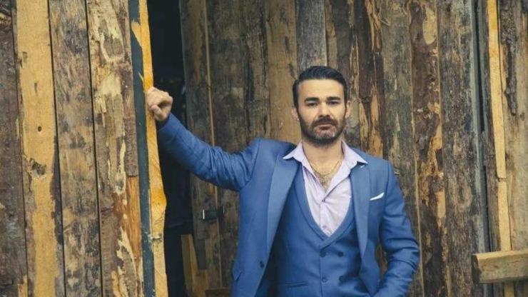 Sandık Kokusu Cevdet kimdir Sandık Kokusu dizisinde Cevdeti oynayan Kayhan Açıkgöz kaç yaşında