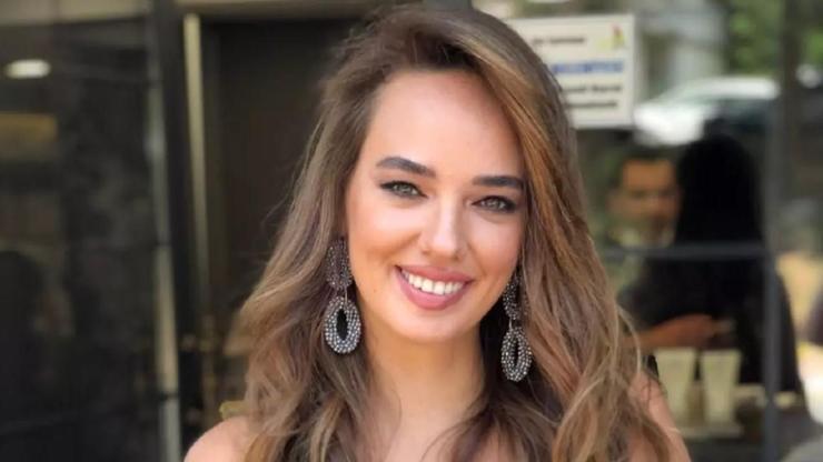 Seda Bakan kaçak kedi krizini takipçileriyle paylaştı