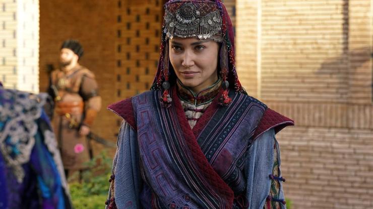 Kuruluş Osman Ayça Hatun kimdir Yulduz Rajabova kaç yaşında, hangi dizilerde oynadı