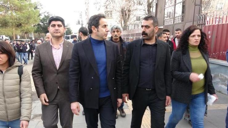 DEM Parti’nin ‘gözaltına alındık’ paylaşımı yalan çıktı