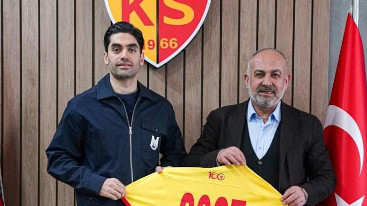 Kayserisporda Ali Karimi imzayı attı