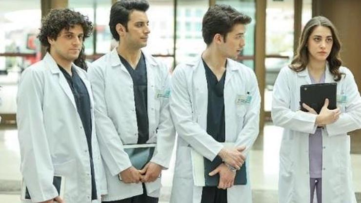 Bahara aşık olan asistan doktor Doruk kimdir Ege Erkal kaç yaşında, hangi dizilerde oynadı
