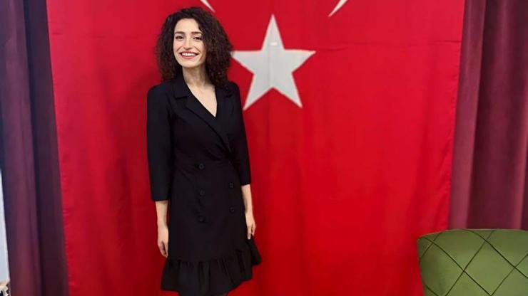 Depremde hayatını kaybeden öğretmen Gülbudak anısına kitap okuma köşesi açıldı