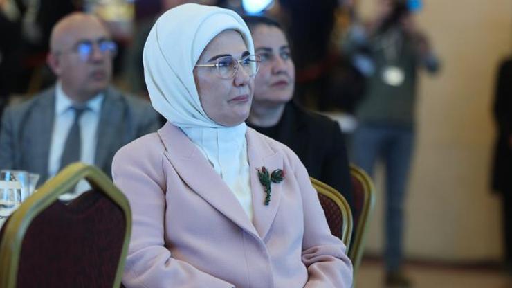 Emine Erdoğandan Tıp Bayramı paylaşımı
