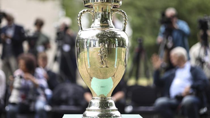 A Milli Takımın son rakibi belli oluyor EURO 2024 play-off maçları başlıyor...