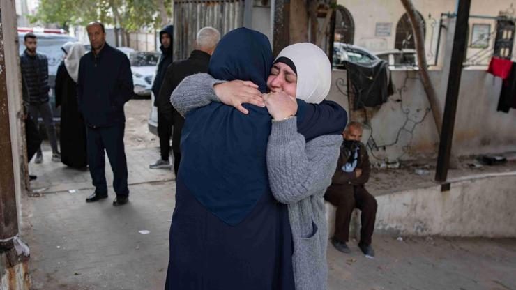 Gazze’ye havadan yardım faciaya dönüştü