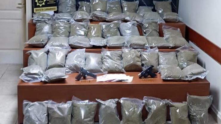 Takip sonrası durdurulan kamyonette 58 kilo bonzai ele geçirildi; 11 gözaltı