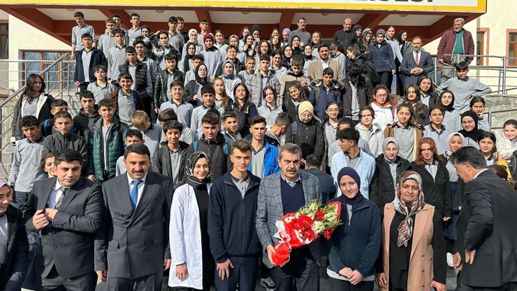 Bakan Tekin: 31 Mart’taki seçim, ilk yarısını oynadığımız maçın ikinci yarısı
