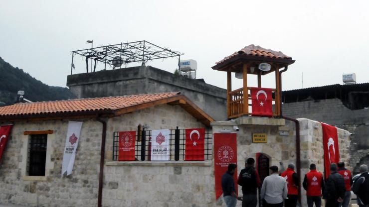 Hatayda depremde hasar gören tarihi yapılardan ilki hizmete açıldı