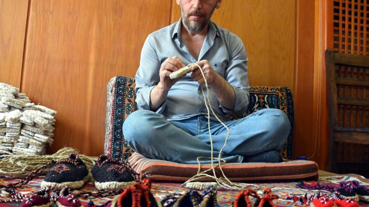 ‘Harik’ sanatının son temsilcisi müşteri bulamayınca Mini harik üretmeye başladı
