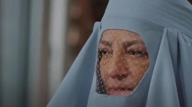 Merak edildi: Yalı Çapkını Mezide kimdir Akının annesi Mezide İlkay Kayku kaç yaşında İlkay Kayku hangi dizilerde oynadı