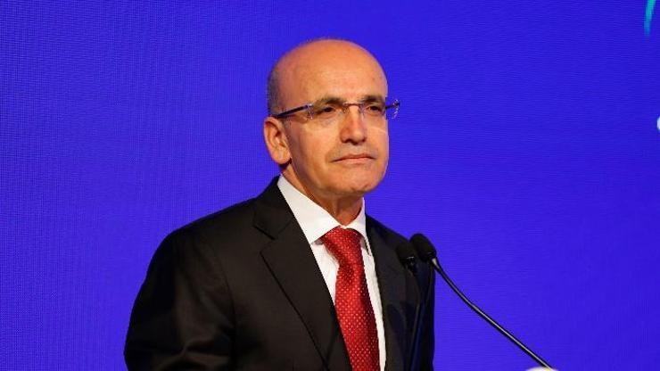 Bakan Şimşekten Türkiyeye dış kaynak gelmiyor iddialarına yanıt