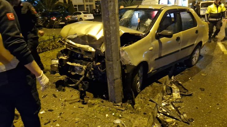 Rize’de 2 otomobil çarpıştı; 3 yaralı